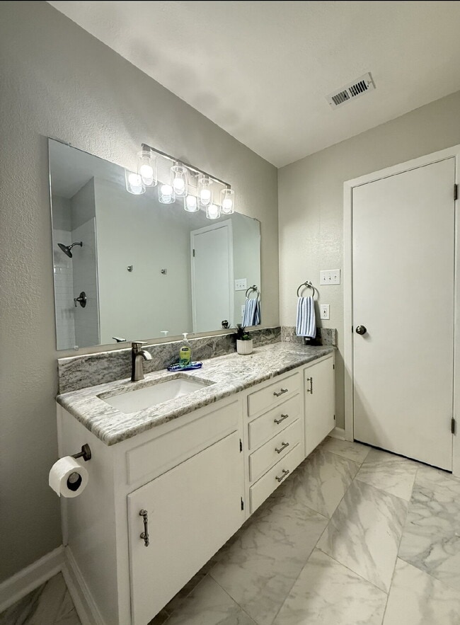 Building Photo - Where Classic Charm Meets Modern Comfort in Midway ISD