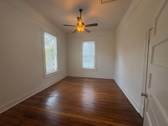 Building Photo - 169 Lamar St