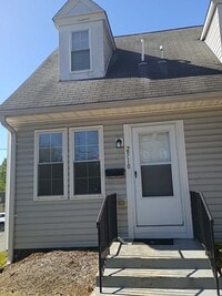 Building Photo - 2510 Kent Village Dr