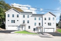Building Photo - 575 Hall St