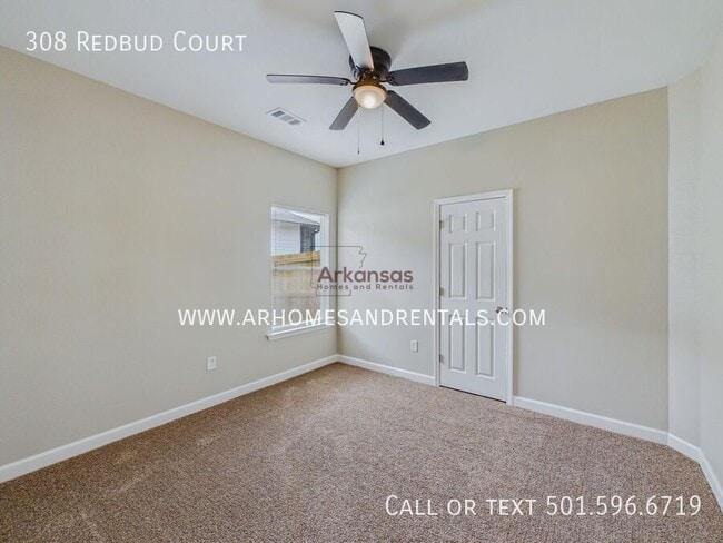 Building Photo - 308 Redbud Ct