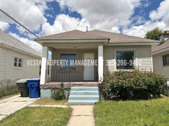 Building Photo - 452 29th St