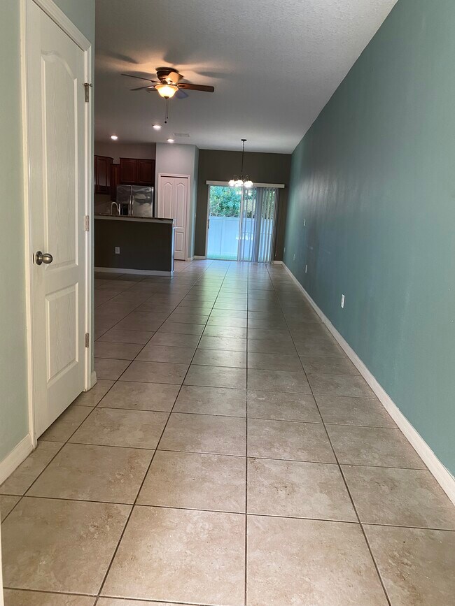 Building Photo - 1721 Ivory Goose Pl