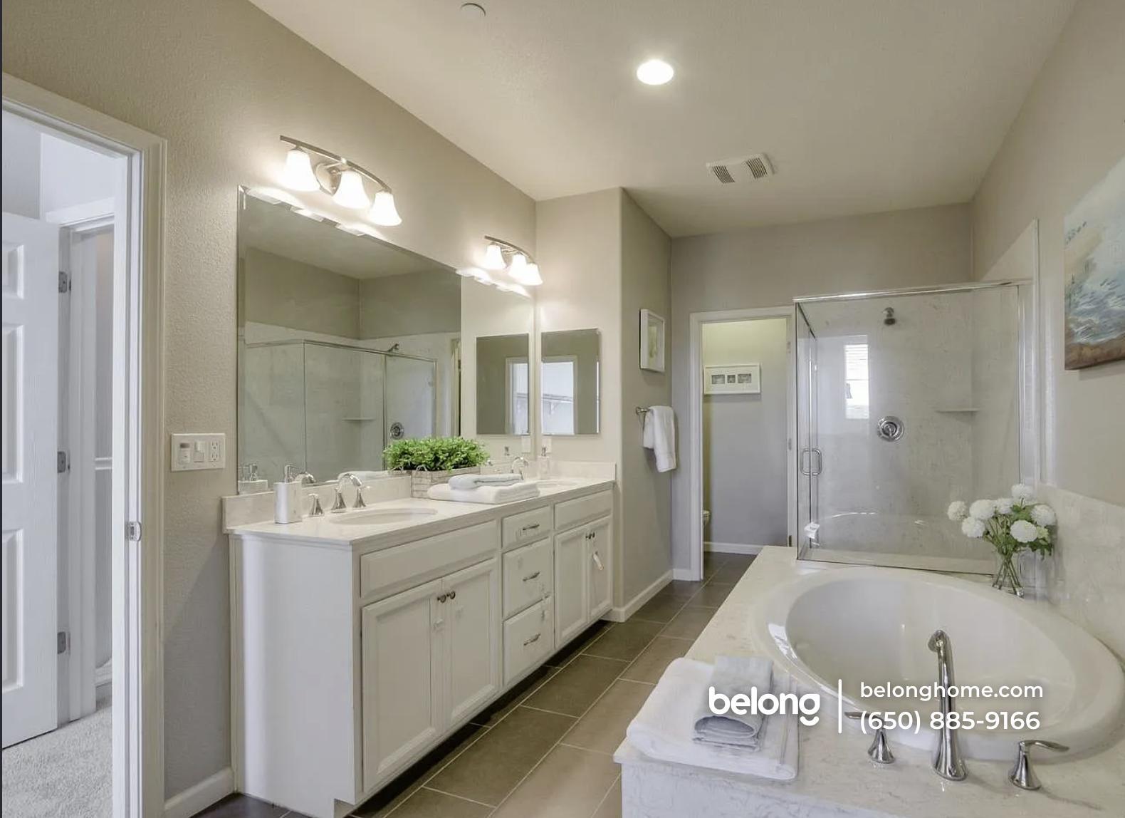 Building Photo - 1582 McCandless Dr