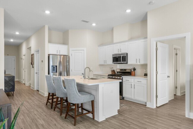 Building Photo - Beautiful Home Near Tyndall AFB