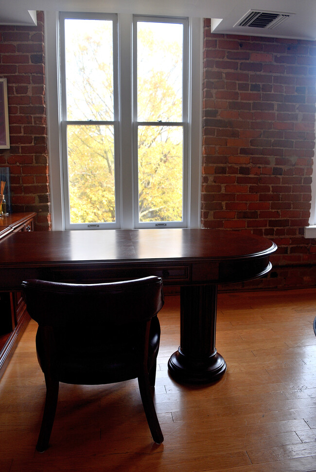 Desk with chairs - 229 N Poplar St