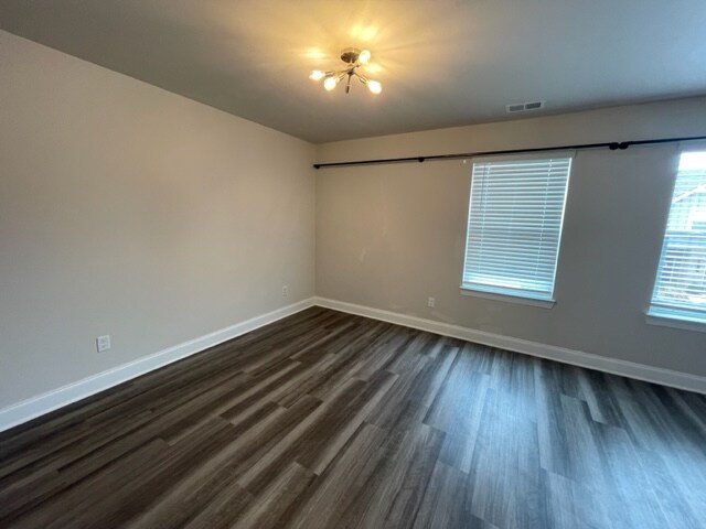 Building Photo - 676 Taylor Bend