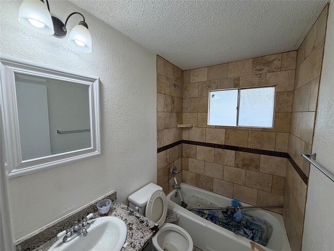 Building Photo - 1309 Radam Cir