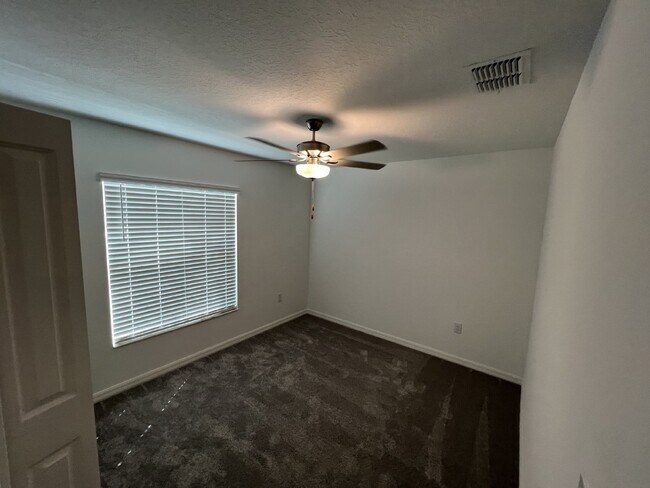 Building Photo - 12767 Weston Oaks Ln