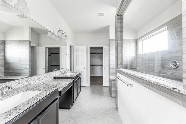 Building Photo - 10907 Birchwood Knl Ct