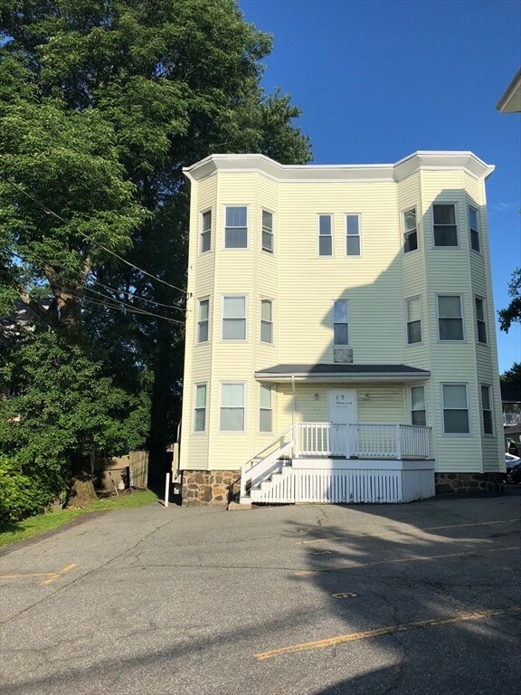 Building Photo - 15 Adams St