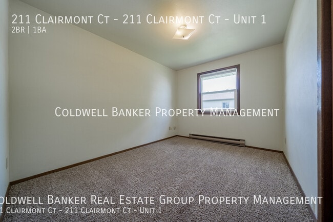 Building Photo - 211 Clairmont Ct