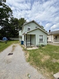 Building Photo - 112 N Clover Ave