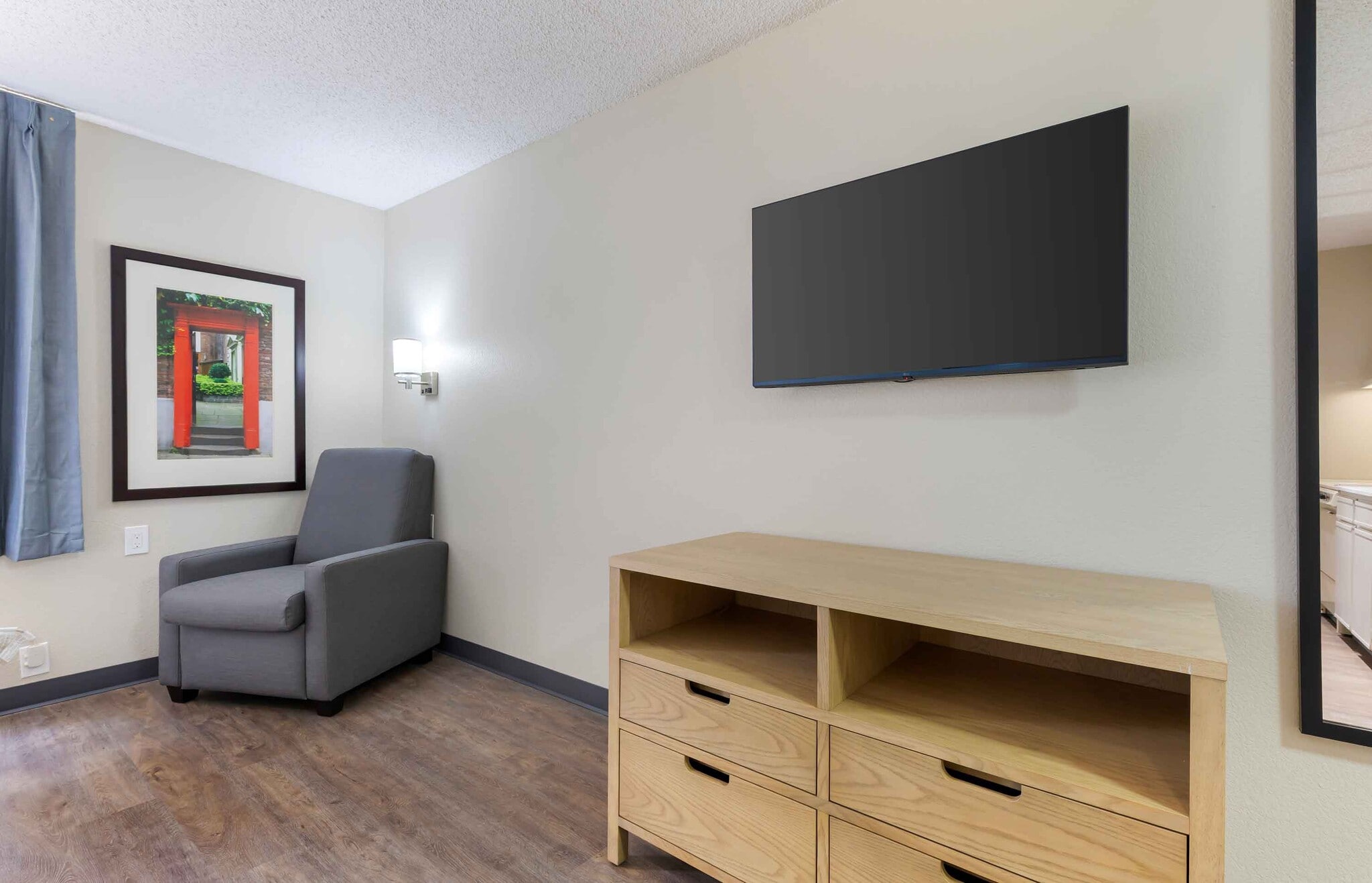 Building Photo - Furnished Studio-Arlington - Six Flags