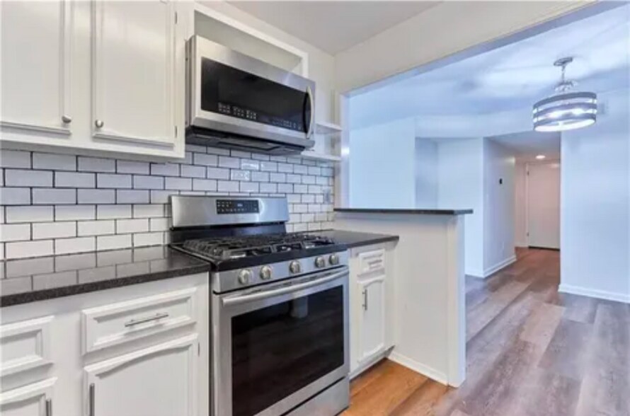 Building Photo - 1302 Natchez Trce