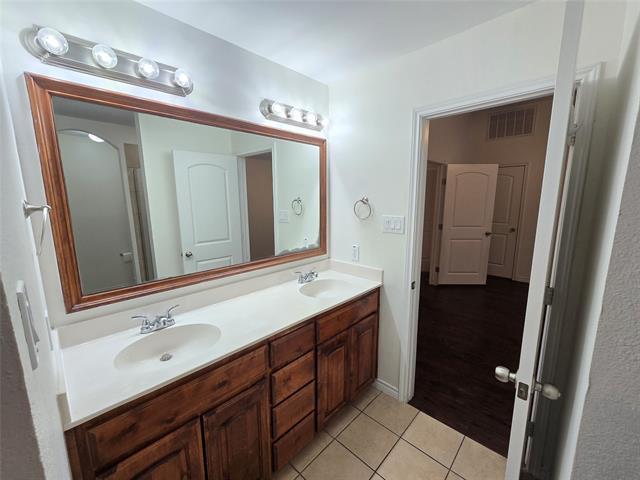 Building Photo - 124 Bridlewood St