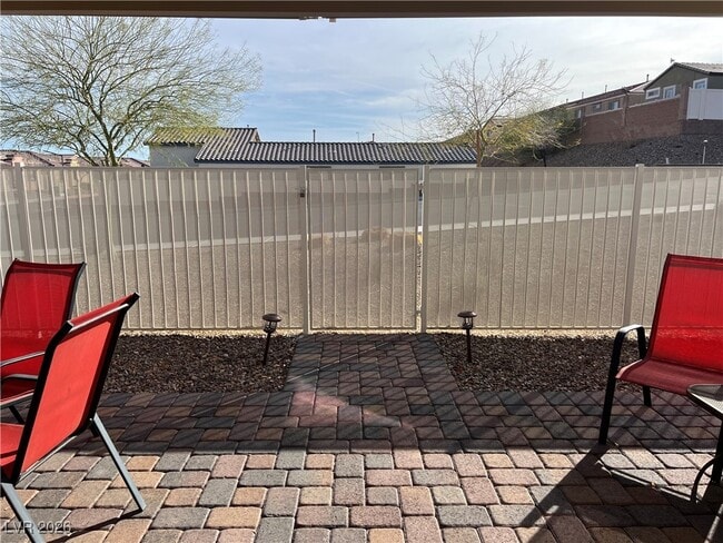 Building Photo - 2741 Crystal Blue St