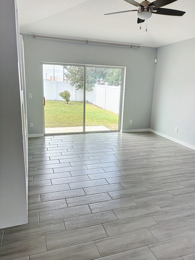 Building Photo - 469 Ogelthorpe Dr