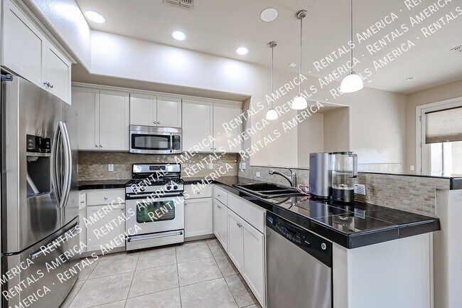 Building Photo - 4777 S Fulton Ranch Blvd