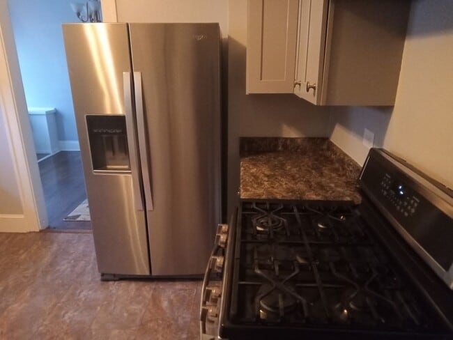 Building Photo - Gorgeous house walking distance from Biltmore Village available now!