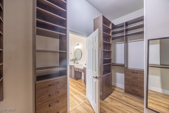 Building Photo - 8217 Cabin Springs Ave