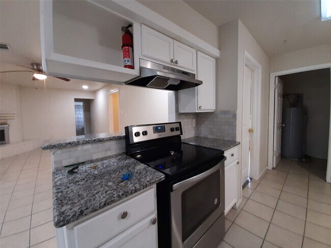Building Photo - 22310 Goldstone Dr