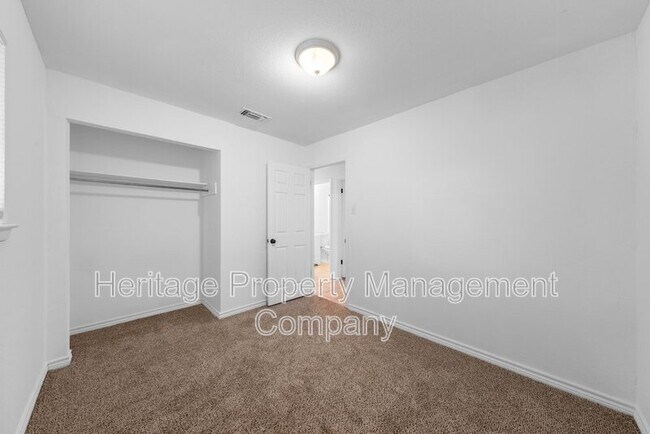 Building Photo - 4942 Driskill St