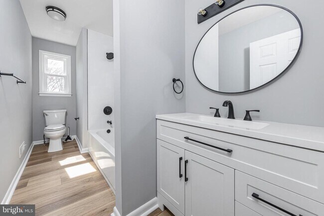 Building Photo - 78 Abbington Ln