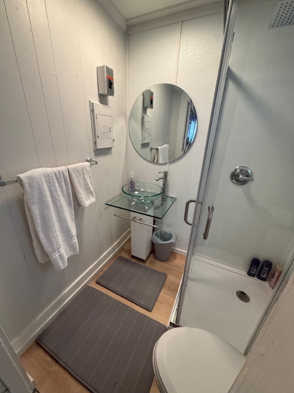 Building Photo - 39 Cushing St