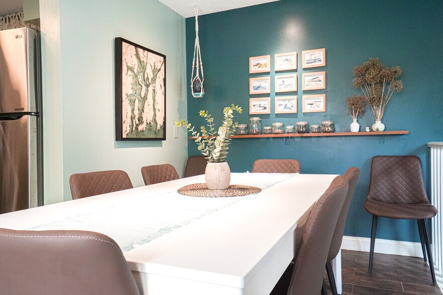 Building Photo - 48 Fales Ave