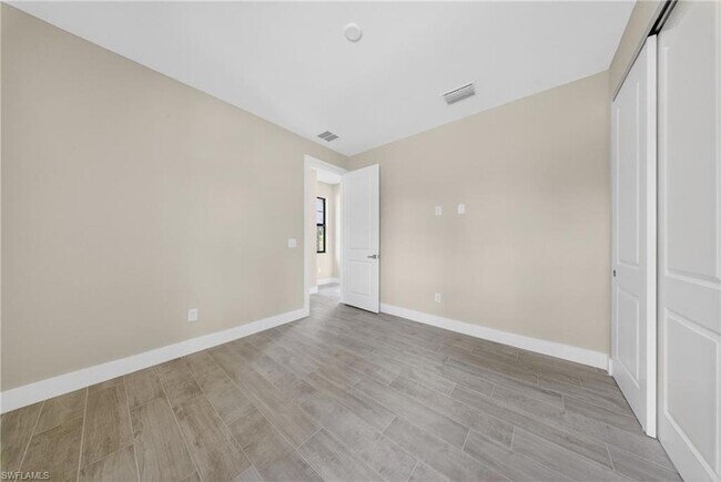 Building Photo - 311 Fitch Ave