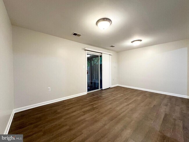 Building Photo - 5700 Medallion Ct