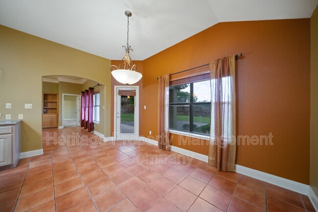 Building Photo - 1214 Sugar Land Dr