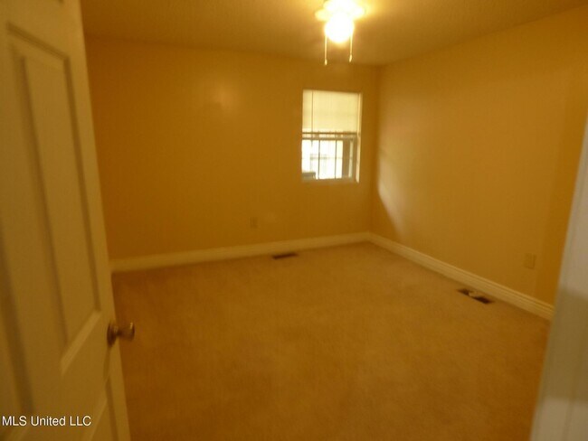 Building Photo - 1109 Old Brookhaven Rd