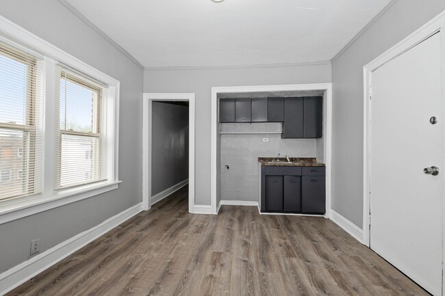 Interior Photo - 8201 S Paulina Street