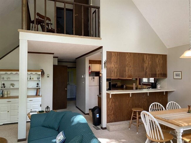 Building Photo - 2829 Hopkins Dr