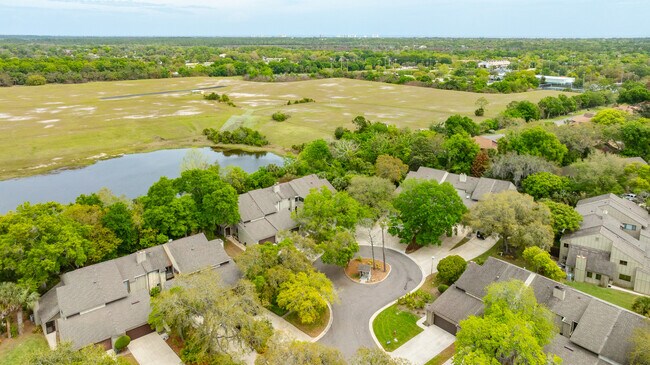 Building Photo - 7 Autumnwood Trail