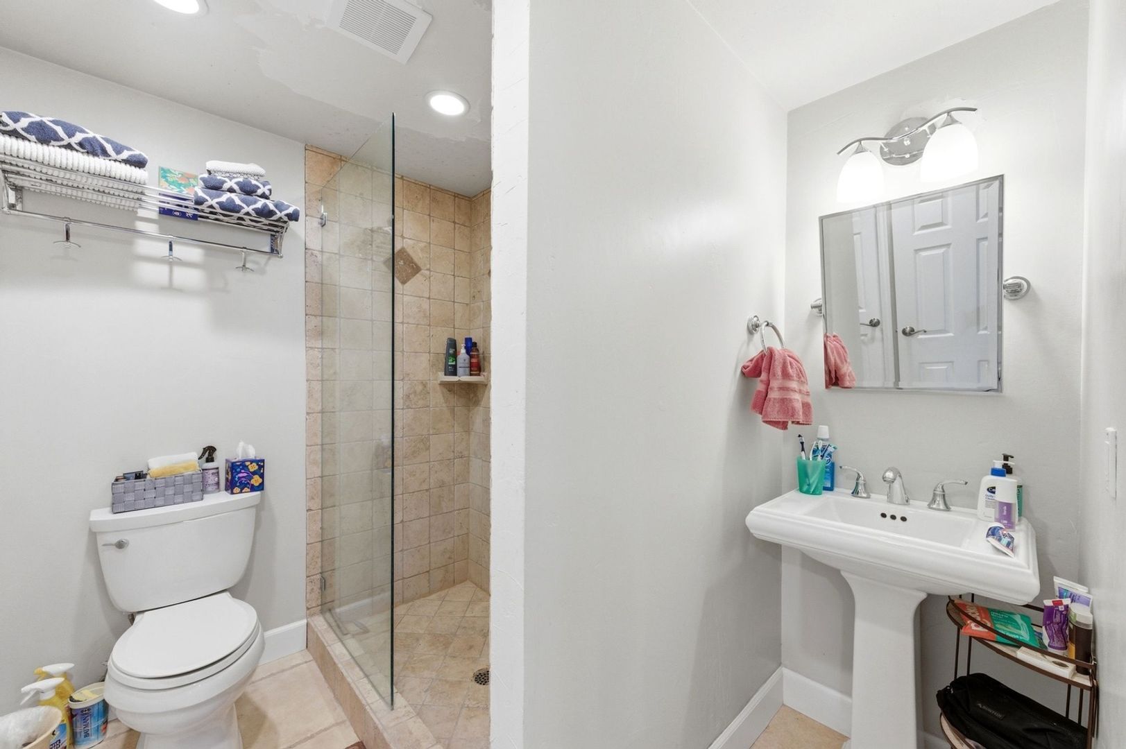 Building Photo - 3861 Silver Spur Cir
