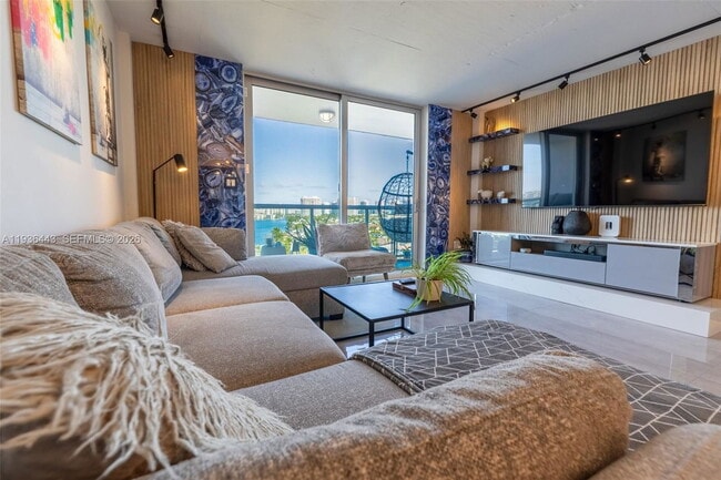 Building Photo - 2841 NE 163rd St