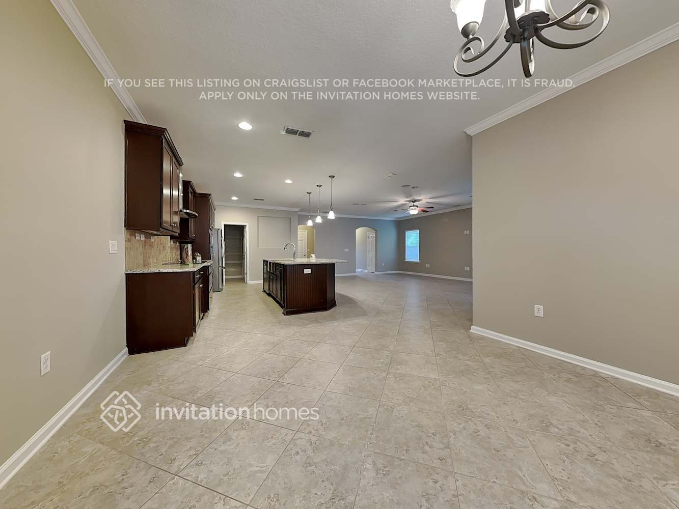 Building Photo - 15604 Spotted Saddle Cir