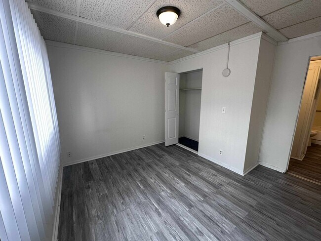 Building Photo - 12th Avenue Court