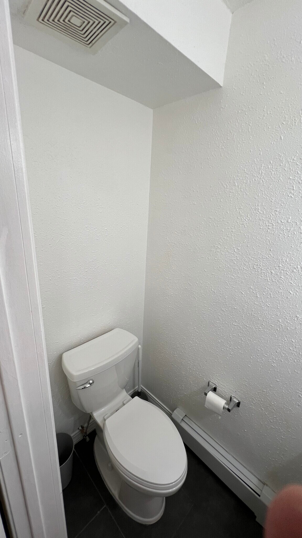 Building Photo - 1065 University Ave