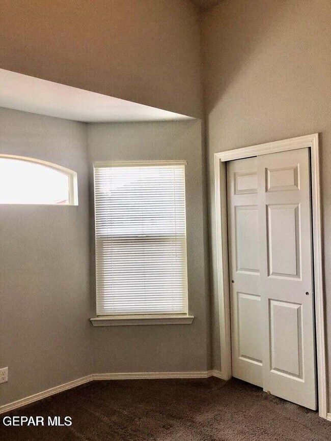 Building Photo - 14190 William Rodriguez