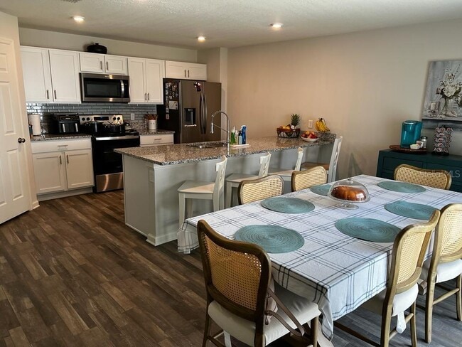 Building Photo - 1773 Nebraska Loop