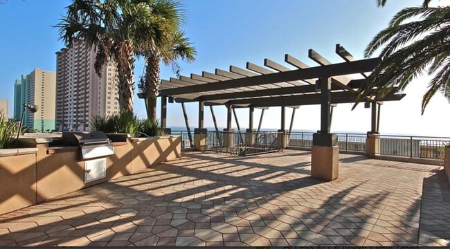 Building Photo - 701 Condos with Breathtaking Ocean View!!!