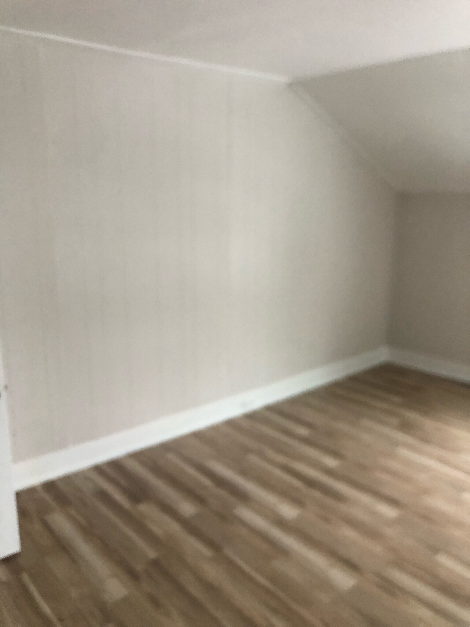 bedroom - 160 W 6th St