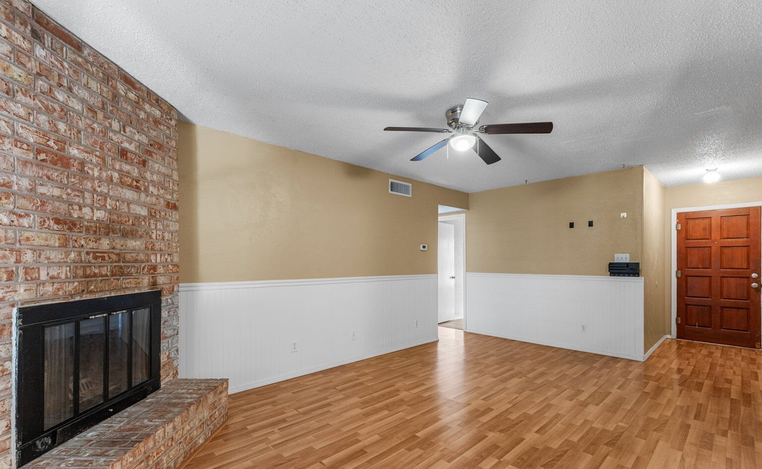 Building Photo - 216 Dirks Dr