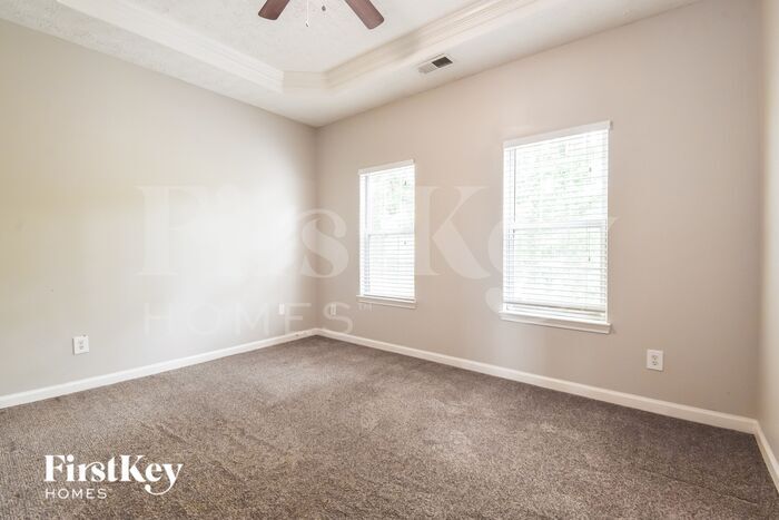 Building Photo - 6759 Clearstream Way