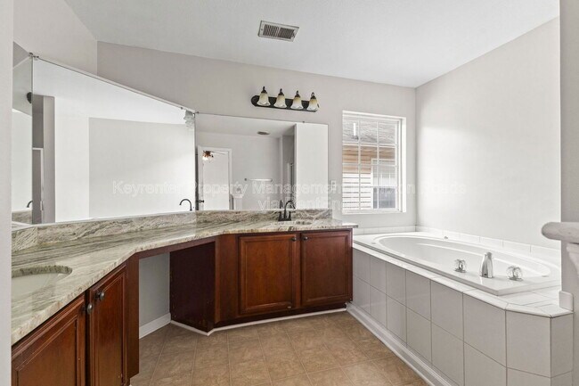 Building Photo - 4108 River Breeze Cir