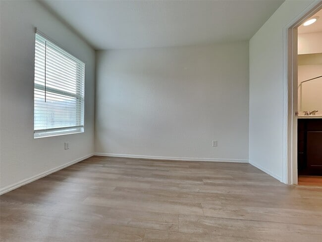 Building Photo - 26815 Wilderye Cv Ln